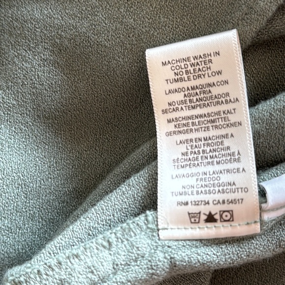 Cloth & Stone Anthropologie Sage Green Tie-Back Long Sleeve Top - Small - Picture 10 of 11